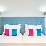 Bliss Hotel