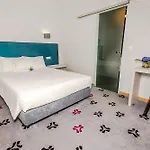 Bliss ホテル