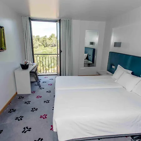 Hotel Bliss 3*